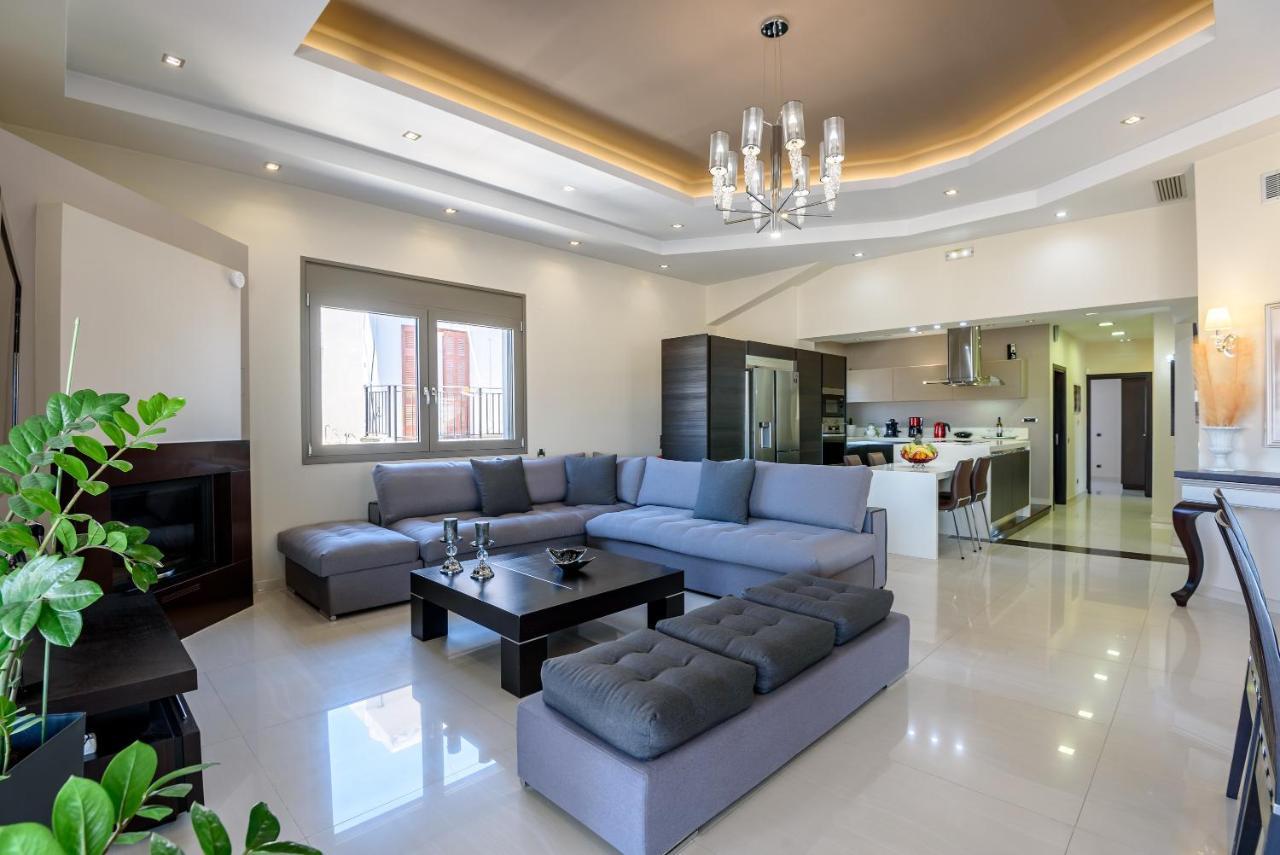 Luxury Villa In City Center With Rooftop Swimming Pool Chania  Екстер'єр фото