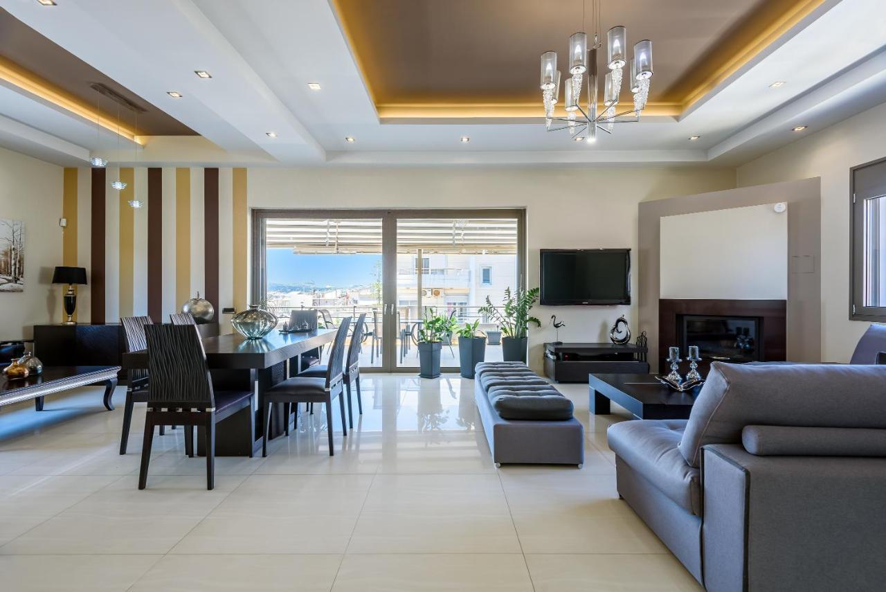 Luxury Villa In City Center With Rooftop Swimming Pool Chania  Екстер'єр фото