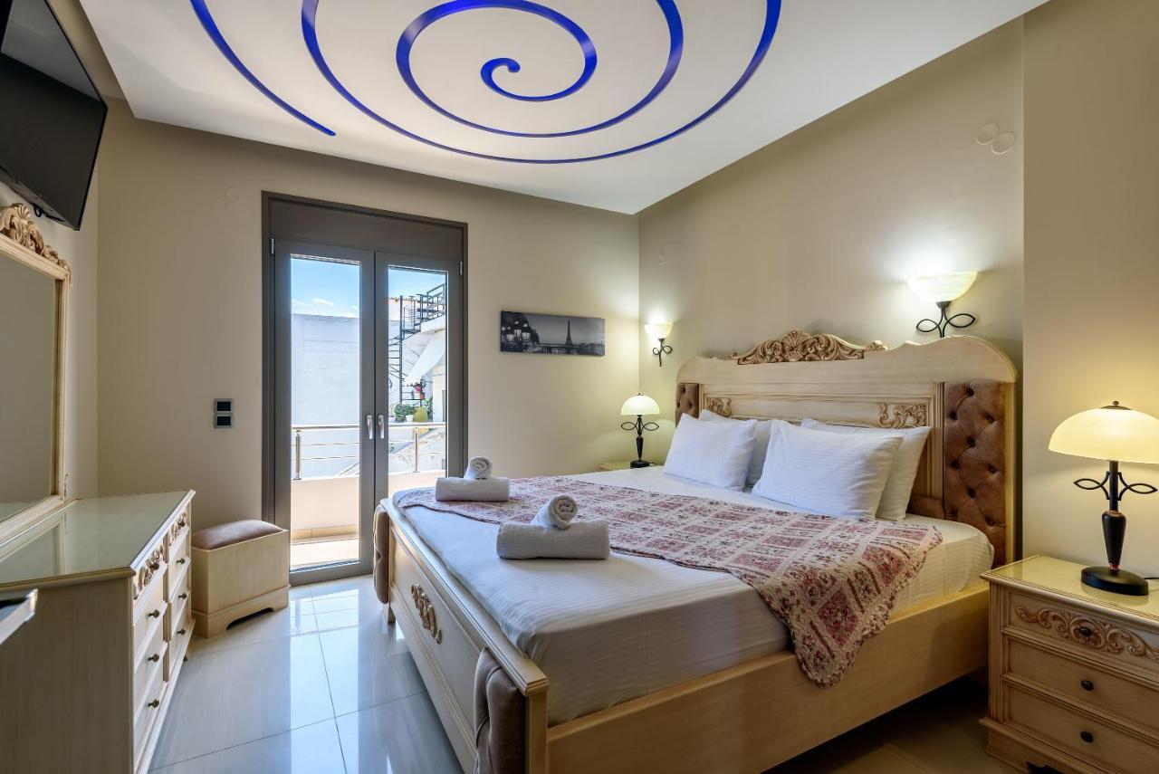 Luxury Villa In City Center With Rooftop Swimming Pool Chania  Екстер'єр фото